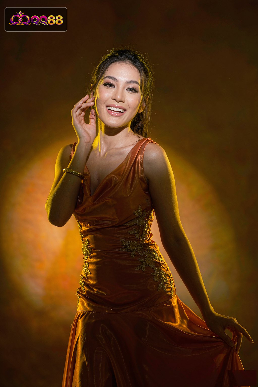 ပင်မစာမျက်နှာ ပုံ ၃